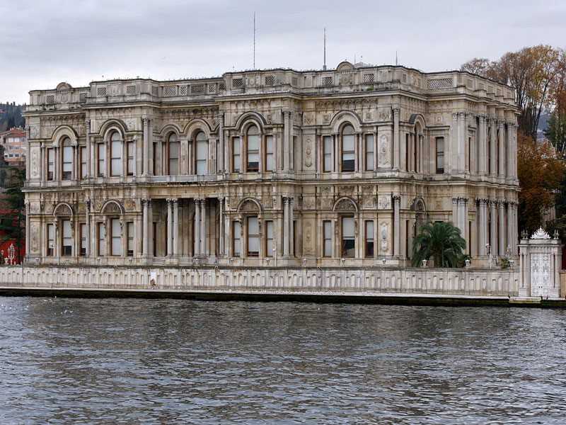 قصر بيلاربي Beylerbeyi Sarayı