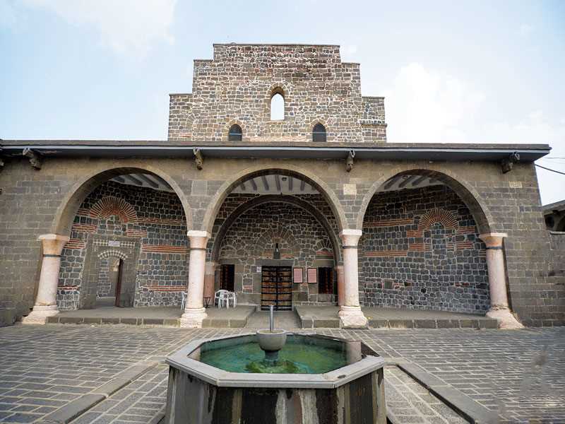 كنيسة مريم آنا السريانية القديمة Süryani Kadim Meryem Ana Kilisesi